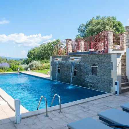 Villa 30ventsa Mistral Saint-Ambroix